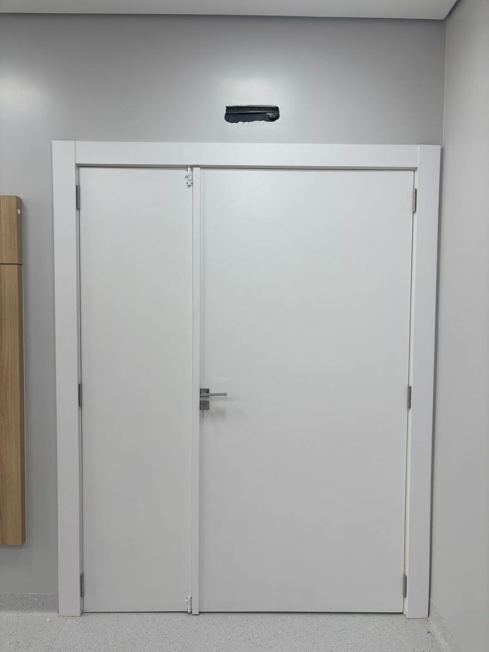 Porta Dupla Laqueada